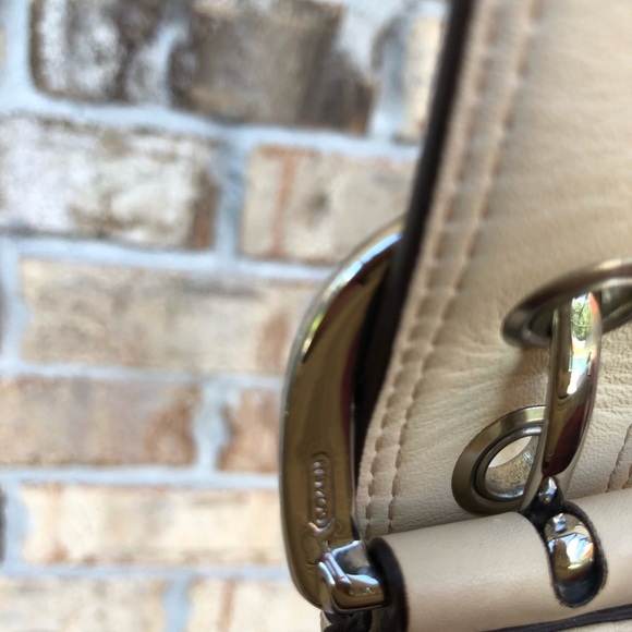 Coach F13732 SoHo Pleated Pebble Cream Leather Shoulder Zipper Bag - Picture 12 of 16